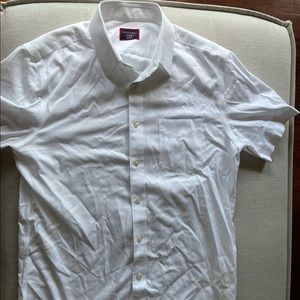 UntuckIT Short Sleeve White Medium Slim Shirt
